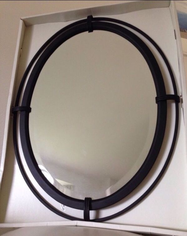Oval Black Metal Framed Mirror for Sale in Redmond, WA OfferUp