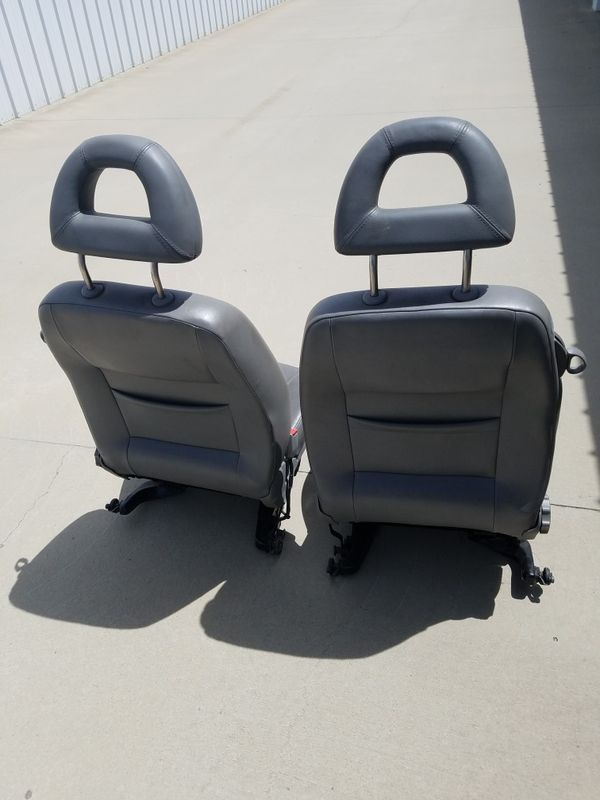 Bucket seats with tracks and guides out of late VW bug for Sale in