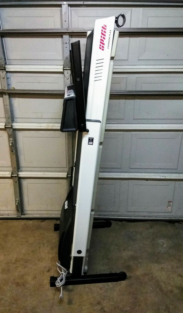 Spirit SR275 Treadmill *Incline/ Decline/ Will Deliver* for Sale in