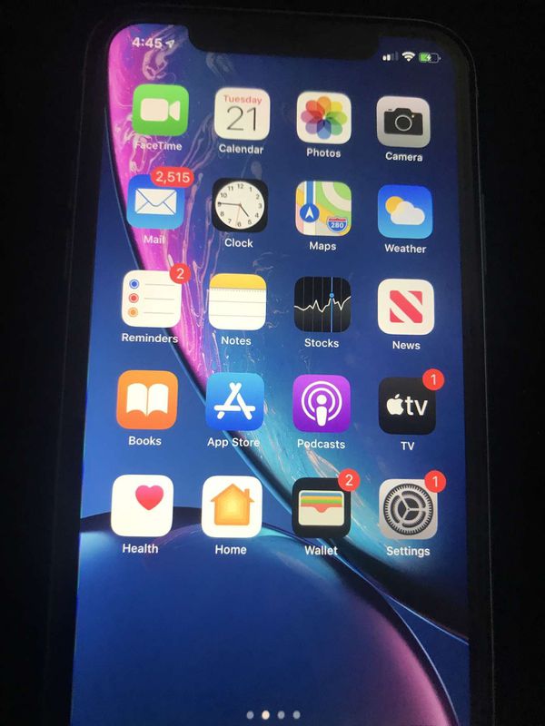 IPhone XR (Blue) (64GB) for Sale in Redlands, CA - OfferUp