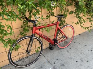 Leader 735 for Sale in Los Angeles, CA