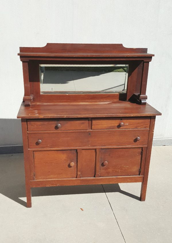 Antique Helmers Manfucturing Co. Oak Sideboard Buffet w/ Original