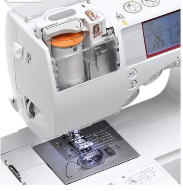 Brother Embroidery Sewing Machine SE270D for Sale in San Bernardino