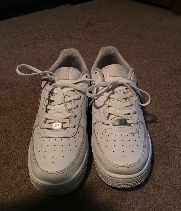 Nike Air Force 1 with crease protectors with a brand new set of laces ...