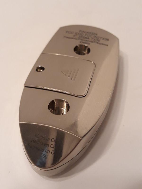 Hunter Fan Remote w/ Battery for Sale in Las Vegas, NV OfferUp