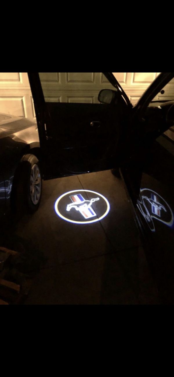 Mustang Door Light Shines On The Ground Automatically When You