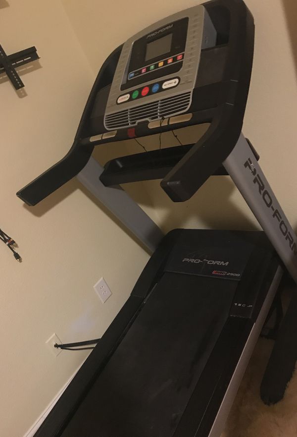 Pro form treadmill proform 2500 for Sale in Murphy, TX - OfferUp