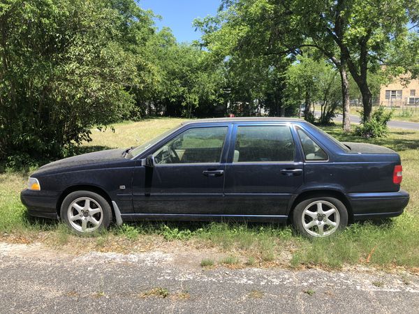 99 Volvo s70 for Sale in San Antonio, TX - OfferUp