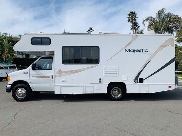 2004 Four Winds Majestic 24 FT. Class C for Sale in Newport Beach, CA ...