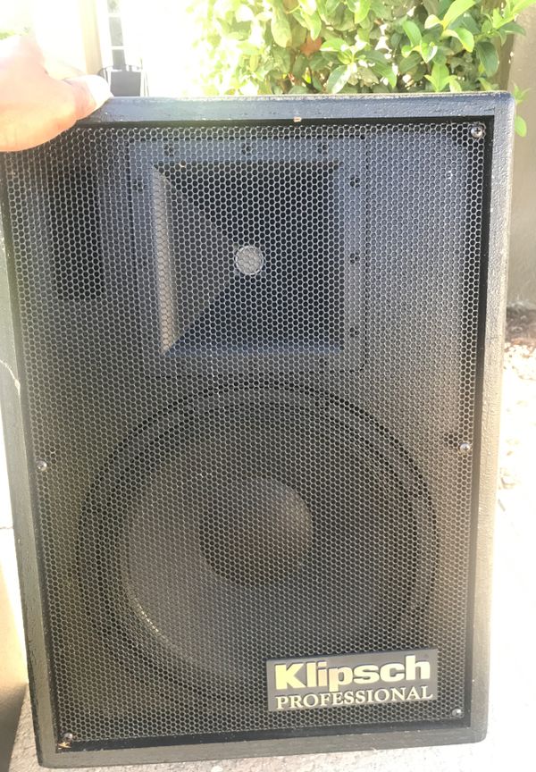 Klipsch professional speakers modelKPT200 for Sale in Poinciana, FL