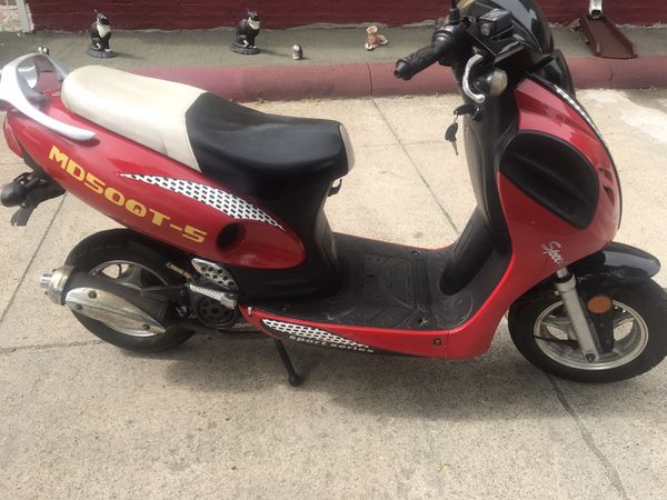 2011 md50qt-5 red scooter sport series for sale 250$ runs but stalls I ...