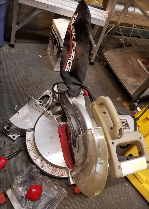 Task Force 10" compound miter saw for Sale in Marysville, WA - OfferUp