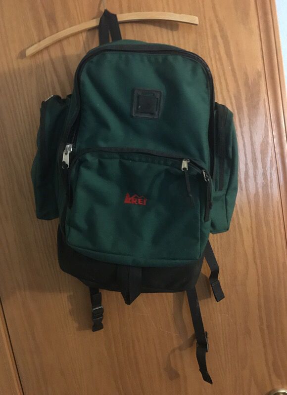 Rei backpack for Sale in Mill Creek, WA - OfferUp