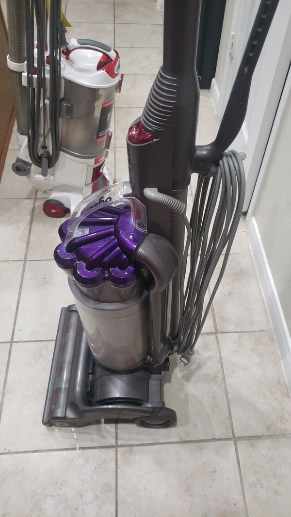 Dyson DC17 animal vacuum cleaner for Sale in Atascocita, TX OfferUp
