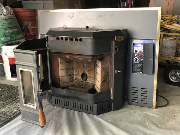 Whitfield Advantage IIT, 2T, WP2 Pellet Stove Insert for Sale in Snoqualmie Pass, WA OfferUp