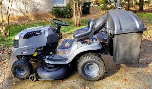 lt2000 craftsman bagger