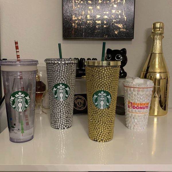 Gold Bedazzled Starbucks cup! for Sale in North Las Vegas, NV OfferUp