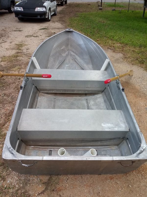 12ft Jon boat row boat for Sale in San Antonio, TX OfferUp