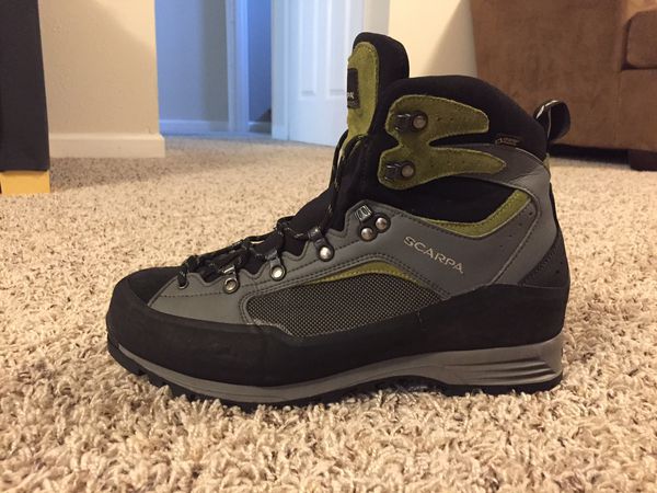 Scarpa / Kuiu boots for Sale in Gladstone, OR - OfferUp