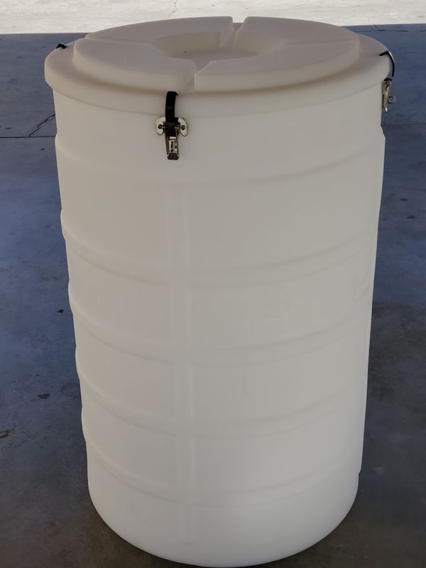 Multi use storage container / tambos para almacenar muy limpios for