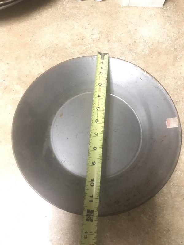 Really old metal gold pans for Sale in Renton, WA OfferUp