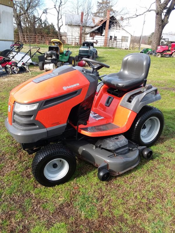 HUSQVARNA LGT-2554! lawn tractor, 25hp V-TWIN Kohler eng 54