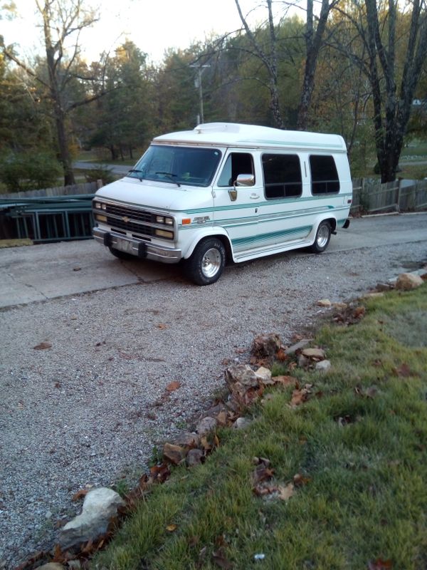 94 Chevy g20 gladiator runs for Sale in Louisville, KY - OfferUp