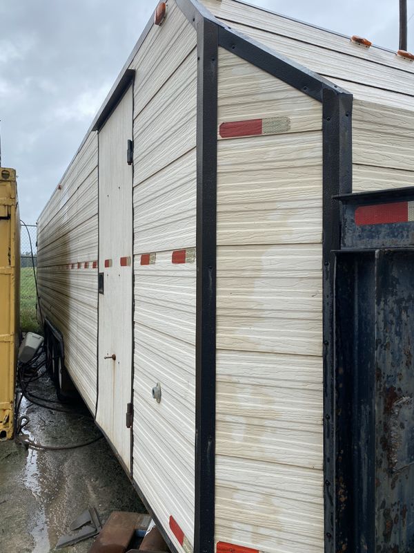 30ft enclosed triple axle trailer for Sale in Tomball, TX OfferUp