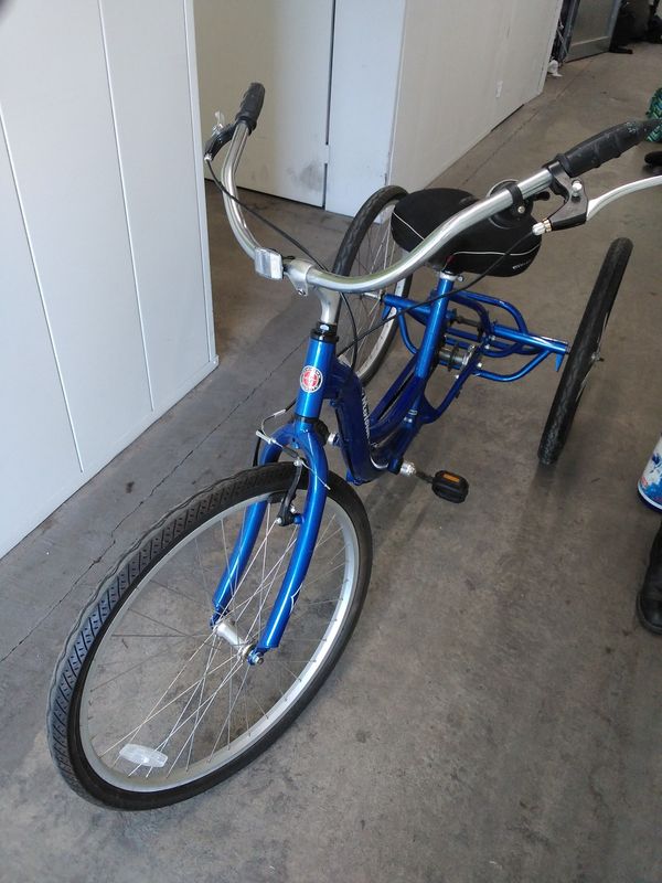 schwinn 26 inch 3 wheel bike
