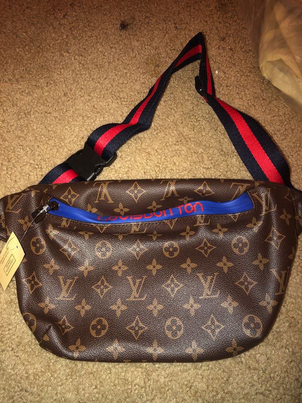 Louis Vuitton Fanny Pack for Sale in San Diego, CA - OfferUp