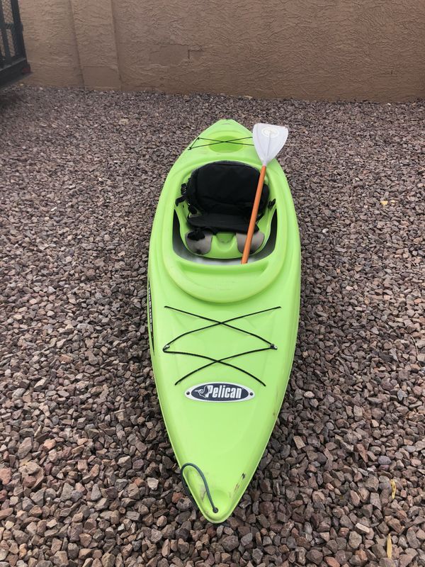 Pelican 10’ Trailblazer Kayak With Paddle for Sale in Glendale, AZ