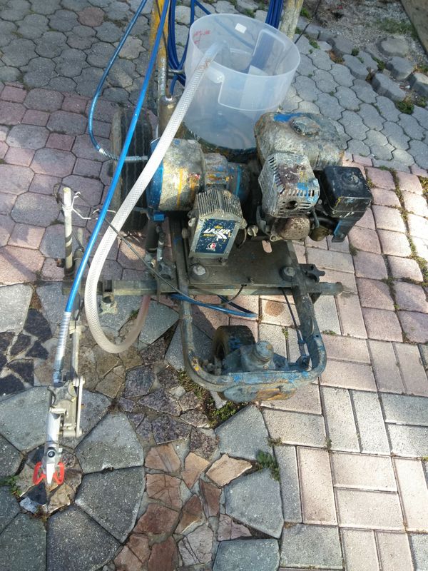 SHERWIN WILLIAMS PERFORMER 8900XLT COMMERCIAL GAS PAINT SPRAYERS for