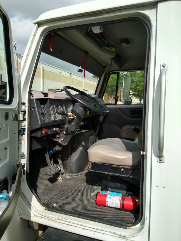 International 26ft box truck for Sale in Miami, FL - OfferUp