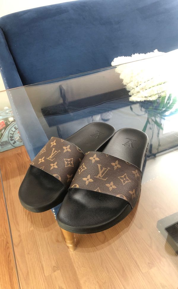 louis vuitton rubber slippers