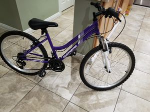 Roadmaster 24" Girls Women Mountain Bike for Sale in Santa Ana, CA