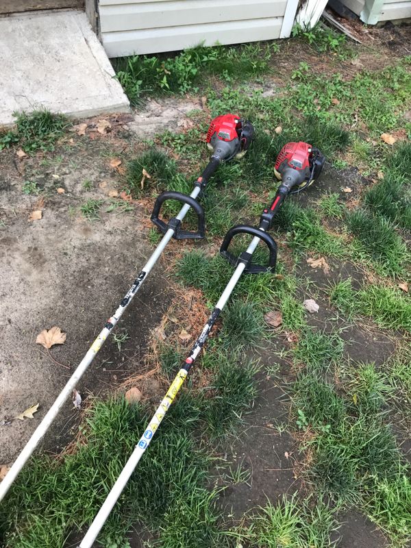 Red max redmax weed wacker weed eater for Sale in Cherry Hill, NJ OfferUp