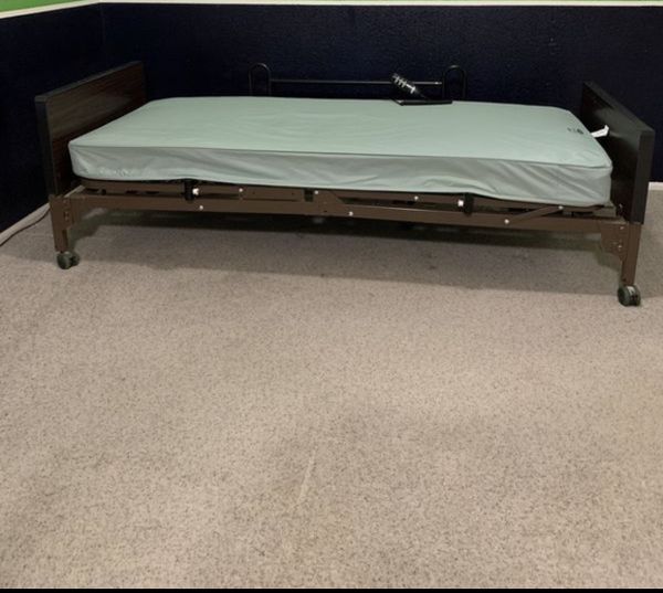 Full Electric Hospital Bed, Drive brand, model 15033/15541, mattress ...