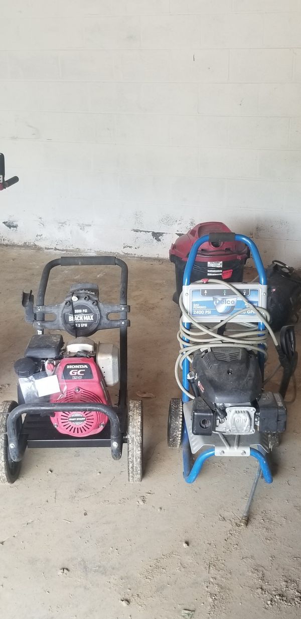 Delco 2400psi pressure washer (used little) for Sale in Johnson City