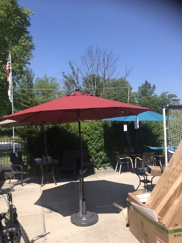 Proshade 10’ ft Umbrella Auto Tilt With Crank High Quality Available