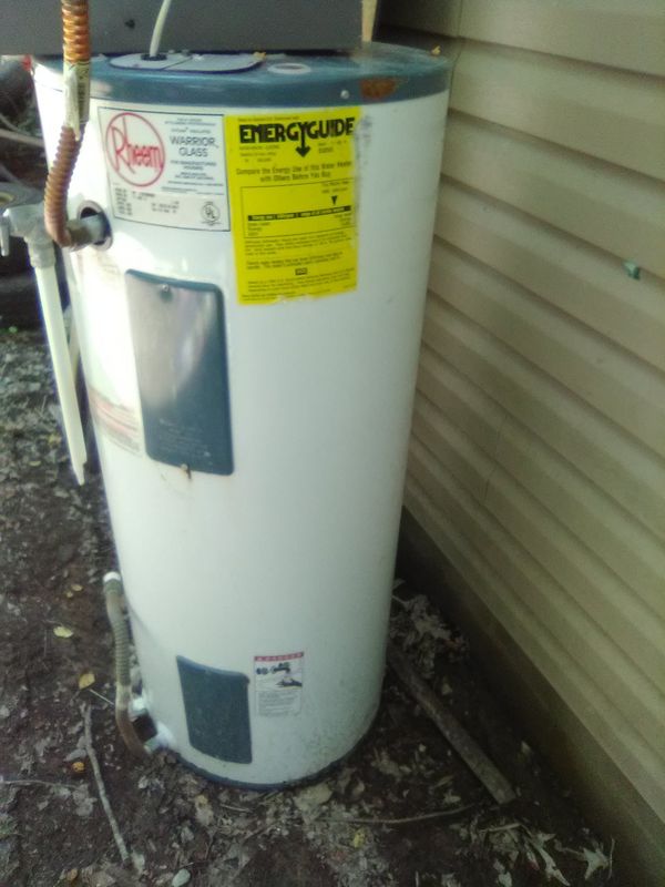 Rheem 40 gallon hot water heater... for Sale in Batesville, AR OfferUp