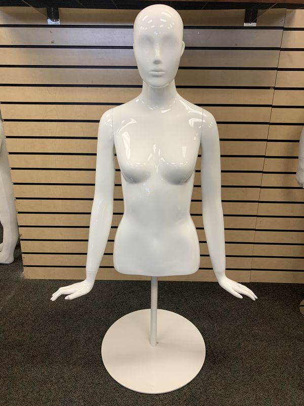 Counter top half body fiberglass female mannequin for Sale in Artesia