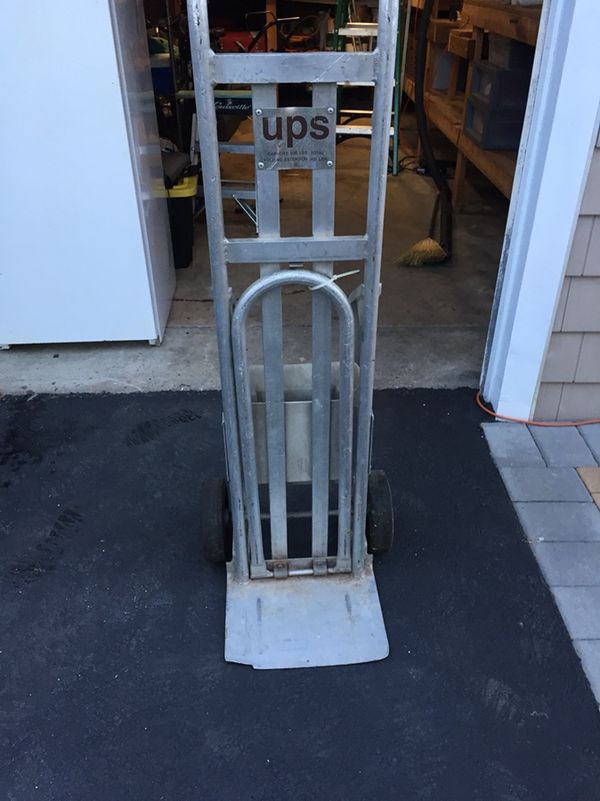 UPS hand truck for Sale in Valley Stream, NY OfferUp