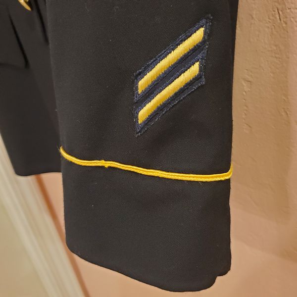Army service uniform dress coat jacket. Dark blue. Size M for Sale in ...