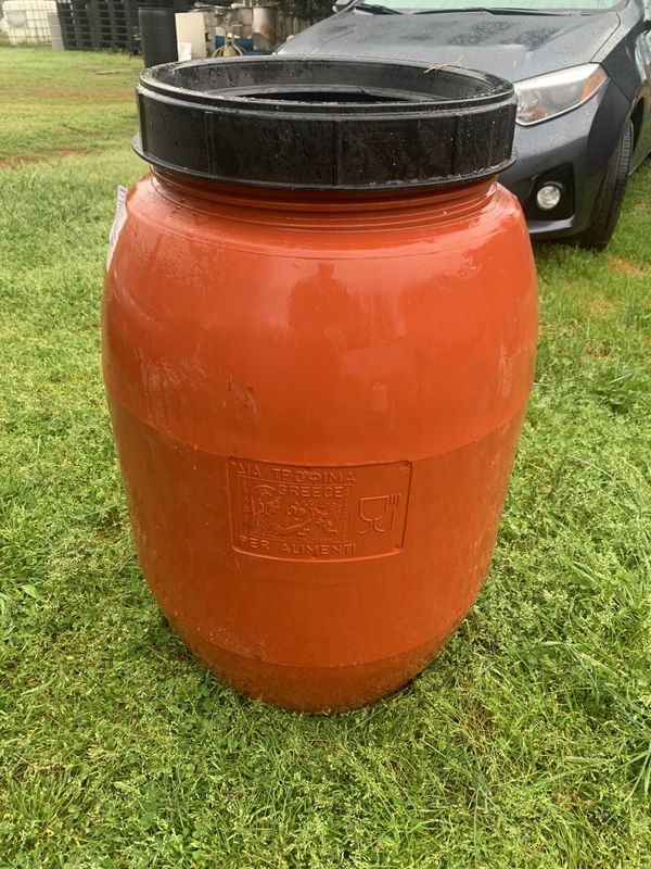 190 liters 50 gallon plastic barrels food grade screw tops clean feed