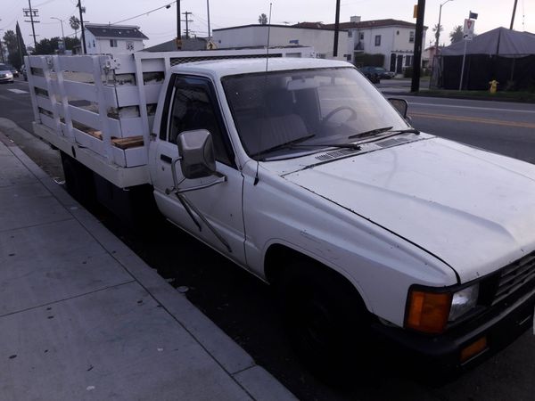 Toyota flatbed 1984 for Sale in Los Angeles, CA - OfferUp