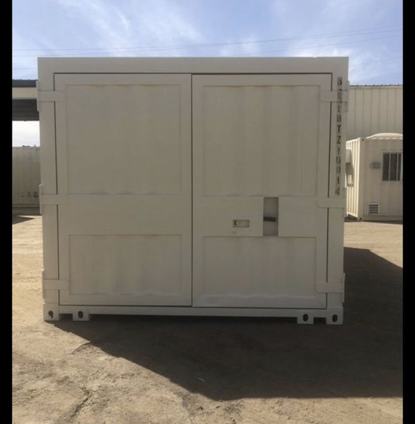 LOCAL 10' x 18’ freshly painted shipping container connex storage A ...