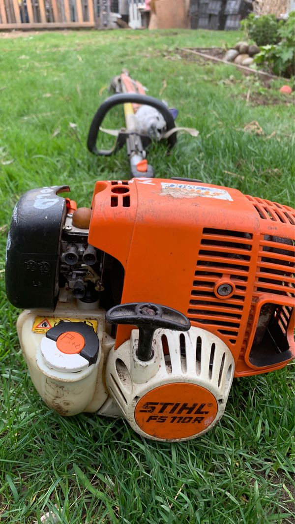 STIHL FS 110 R—Weed eater plus Head trimmer 2 and 1 for Sale in Everett