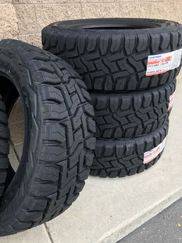 New 37x12.50x22 Toyo RT Tires and Wheels F250 Ram 2500 H2 Jeep Chevy F