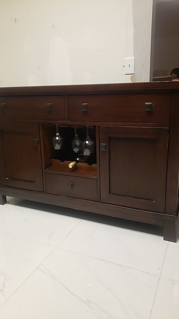 Buffet, server, Ashley furniture for Sale in Miami, FL - OfferUp