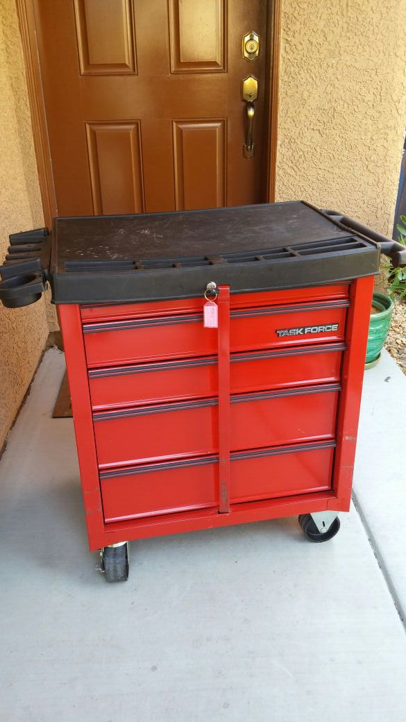 Task Force 5 Drawer Toolbox With Key For Sale In Las Vegas Nv